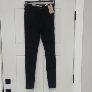 Levi's 720 High Rise Super Skinny Jeans - NWT